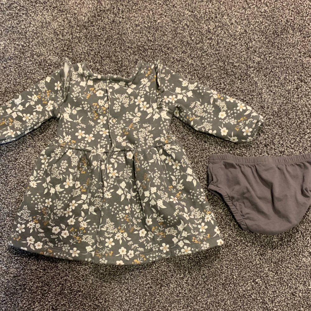 Carter's 9 Piece Bundle - Picture 2 of 16